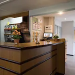 Hotel The Originals Access, 2*