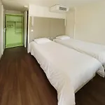The Originals Access, Hotel