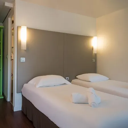 Hotel The Originals Access, Foix