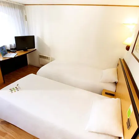 Hotel The Originals Access, Foix
