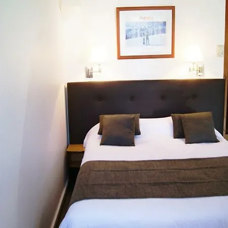 The Originals Access, Hotel 2*