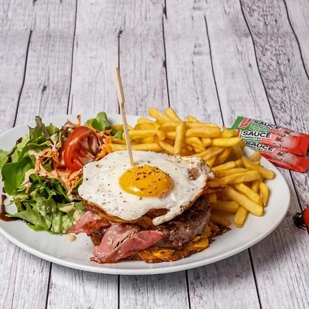 The Originals Access, Hotel Foix