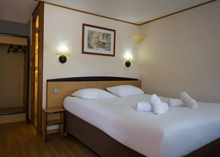 The Originals Access, 酒店 富瓦